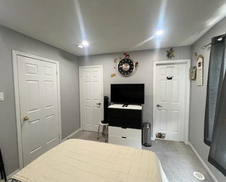 Private, Secure, Immaculate & Cozy Room Brampton Exterior photo